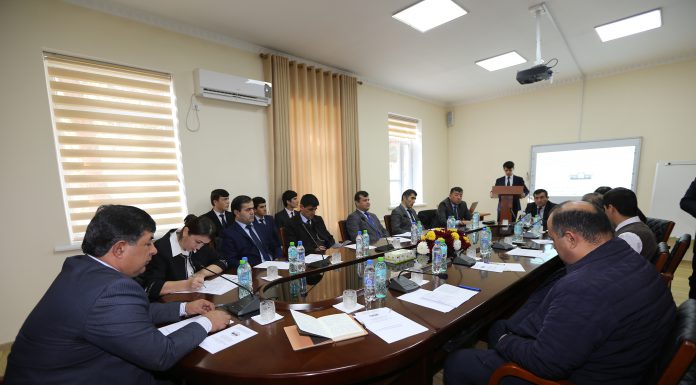 КРУГЛЫЙ СТОЛ