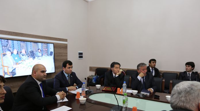 КРУГЛЫЙ СТОЛ