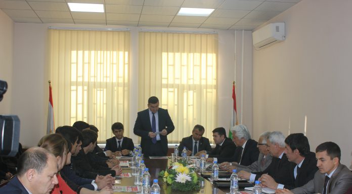 КРУГЛЫЙ СТОЛ