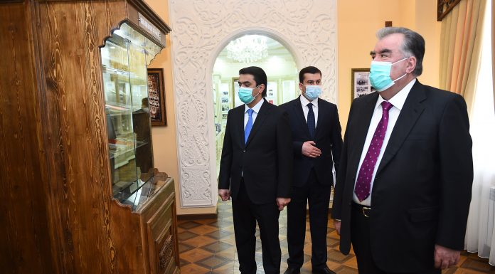 Ифтитоҳи Осорхонаи Пешвои миллат дар Донишгоҳи миллии Тоҷикистон