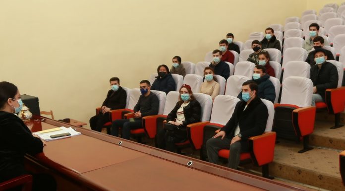 Маҳфили “Донишварз”