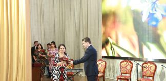 ҚАДРДОНИИ БОНУВОН ДАР РӮЗИ МОДАР