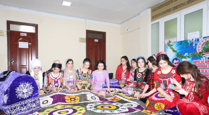 Celebrating Navruz holiday at TNU