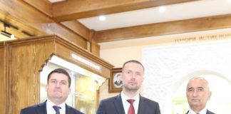 ВАЗИРИ МАОРИФИ УКРАИНА ДАР ДОНИШГОҲ
