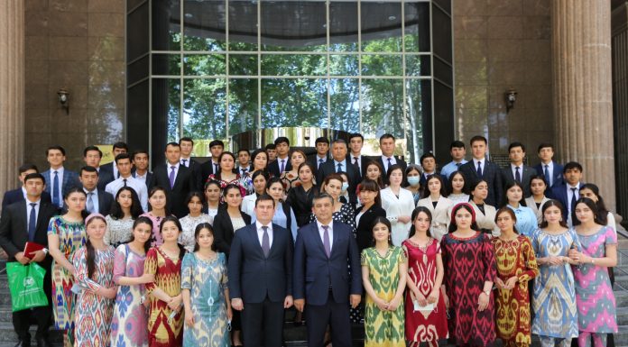 ДОНИШҶӮЁНИ ДМТ ДАР “АМОНАТБОНК”