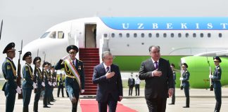 АЗ ҚАДИМ ӮЗБЕГУ ТОЖИК ЭТ БИЛАН ТИРНОҚ ЭРУР…