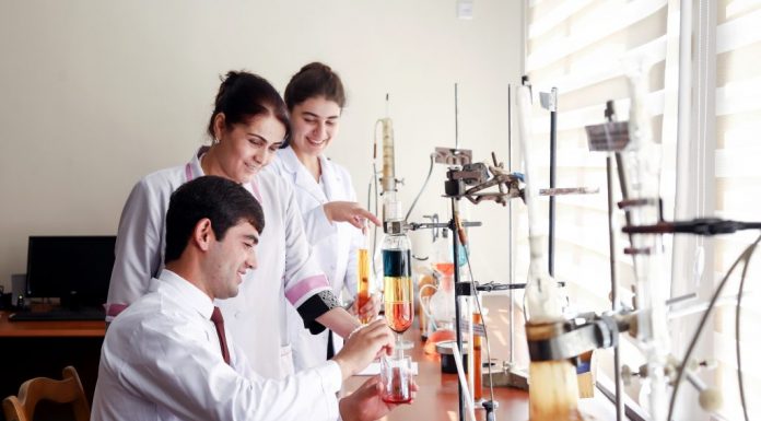 ИСТИҚЛОЛИЯТ ВА РУШДИ ИЛМИ ХИМИЯ