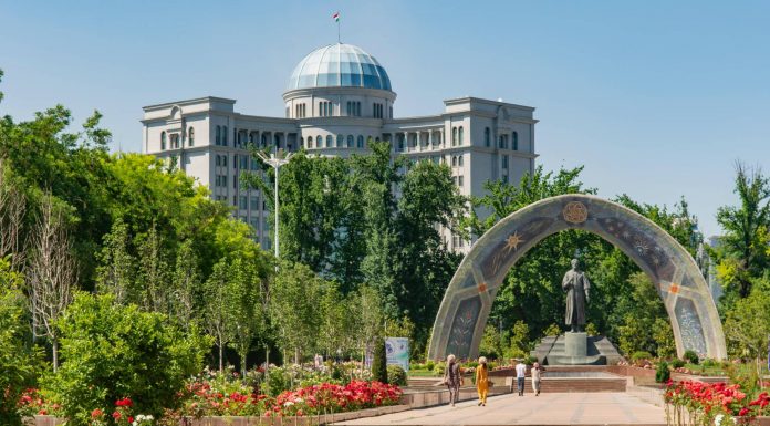 ИСТИҚЛОЛИЯТ ВА РАВАНДИ ҶАҲОНИШАВӢ