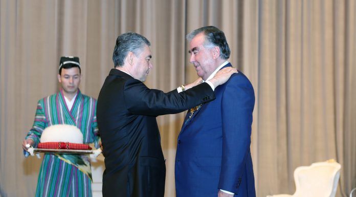 ПОЧЕТНЫЙ ЗНАК ГЛАВ ГОСУДАРСТВ ЦЕНТРАЛЬНОЙ АЗИИ