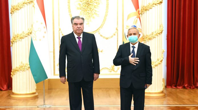 ҶОИЗА МУБОРАК, УСТОДОНИ АЗИЗ!