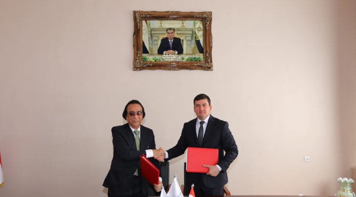 ҲАМКОРӢ БО ДОНИШГОҲИ ИНДАСИ ПОКИСТОН