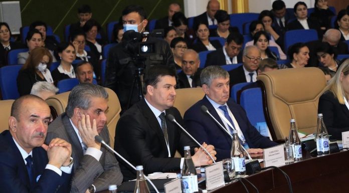 АНҶУМАНИ VI ОМӮЗГОРОН ВА КОРМАНДОНИ МАОРИФИ КИШВАРҲОИ УЗВИ ИДМ БАРГУЗОР ГАРДИД