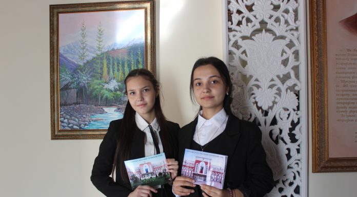 Встреча сотрудников ТНУ с учащимися средних школ г. Душанбе