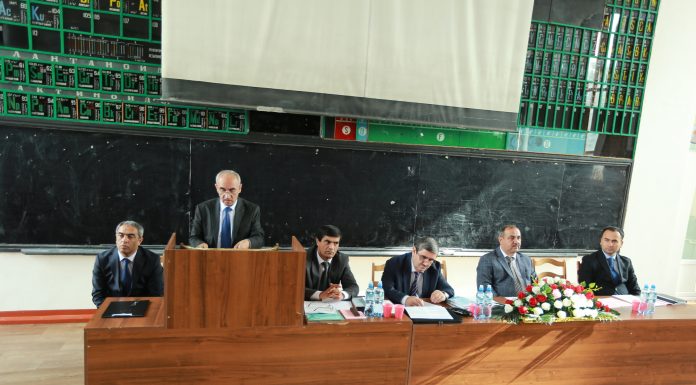 ҶАВОНОНРО ЗИРАКИИ СИЁСӢ МЕБОЯД!