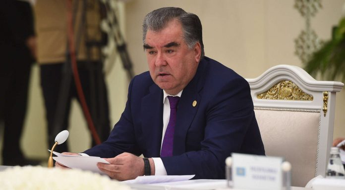 КОРНОМАИ БЕНАЗИР ДАР БУНЁДИ ДАВЛАТДОРИИ МИЛЛӢ