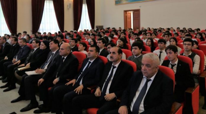 Послание президента Таджикистана парламенту страны