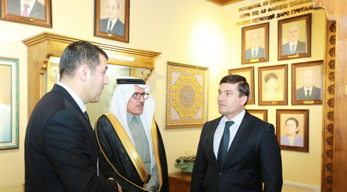 ВОХӮРИИ САФИРИ АРАБИСТОНИ САУДӢ БО УСТОДОНУ ДОНИШҶӮЁНИ ДМТ