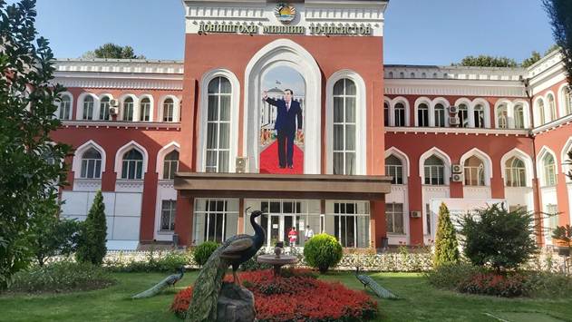 МУБОРАК БОД! Донишгоҳи миллии Тоҷикистон ба қатори беҳтарин донишгоҳҳои Аврупои Шарқӣ ва Осиёи Марказӣ шомил гардид