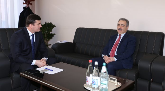 САФИРИ ОЗАРБОЙҶОН ДАР ДОНИШГОҲ