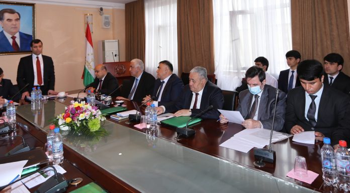 Республиканская научно-теоретическая конференция на тему: «Основания укрепления государственной независимости Республики Таджикистан в условиях нарастания информационных угроз и опасностей»