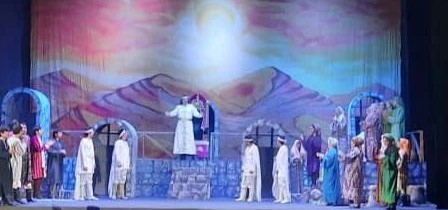 Студенты и преподаватели ТНУ посетили Государственный академический театр оперы и балета имени С.Айни