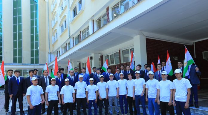 ХИЗМАТ БА ВАТАН ФАЗИЛАТИ ҶАВОНМАРДИСТ!