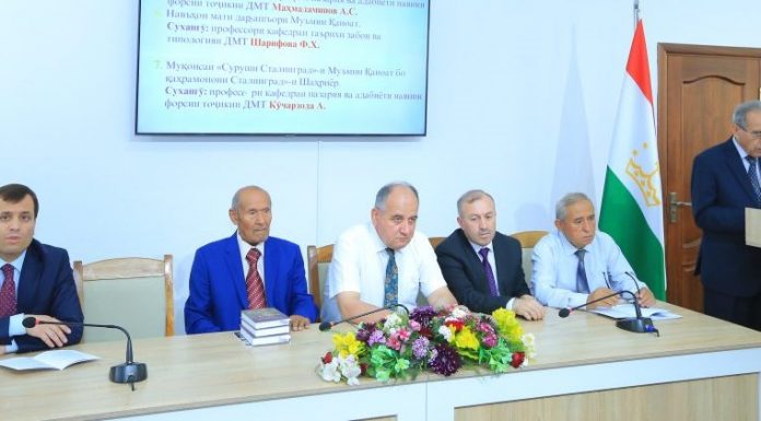 МУЪМИН ҚАНОАТ – ЧЕҲРАИ МОНДАГОРИ ТАЪРИХИ АДАБИЁТИ ТОҶИК