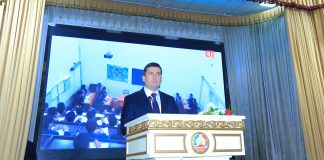 В ТНУ прошла торжественная церемония вручения красных дипломов