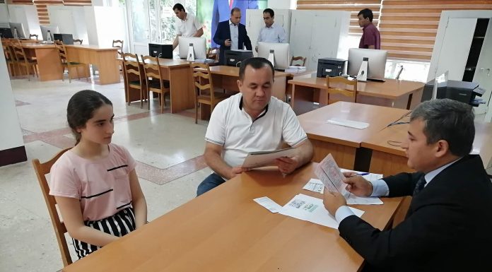 ҚАБУЛИ АВВАЛИН ДОВТАЛАБ БА ДОНИШГОҲ