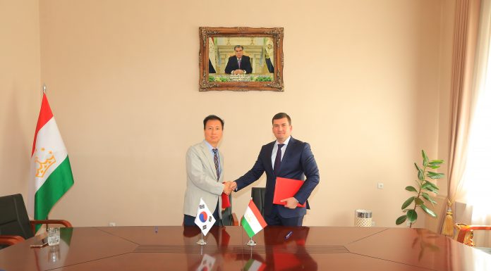 Tajik National University and Association of Korean Universities signed the Memorandum of Understanding (MOU)