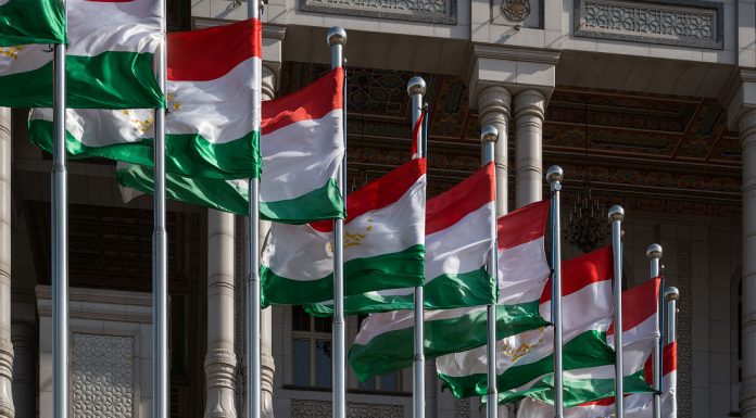 ПАРЧАМ – РАМЗИ ИСТИҚЛОЛИЯТИ ДАВЛАТӢ