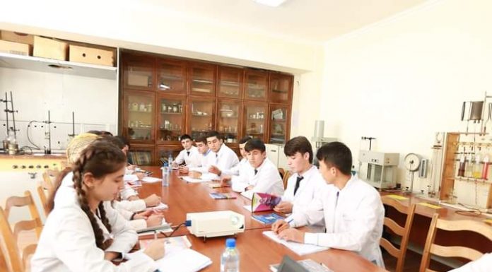 ТАЪСИС ЁФТАНИ ГУРӮҲҲОИ АКАДЕМӢ БО ЗАБОНИ АНГЛИСӢ