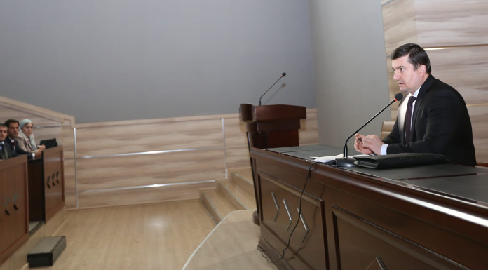 АЗ ОМӮЗГОРОНИ ҶАВОН УМЕДИ ЗИЁД ДОРЕМ…