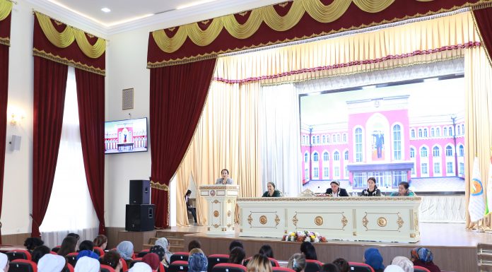 ФАРҲАНГ, ҶОМЕА ВА УСТУВОРИИ ОИЛА