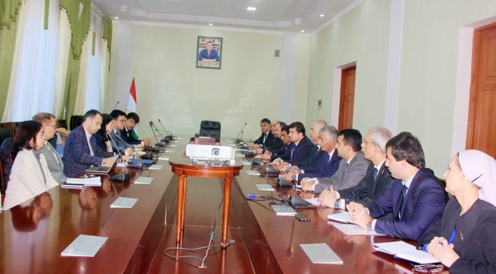 ҲАМКОРӢ БО БОНКИ ОСИЁИИ РУШД ДАР САМТИ ИЛМҲОИ ТАБИИЮ РИЁЗӢ