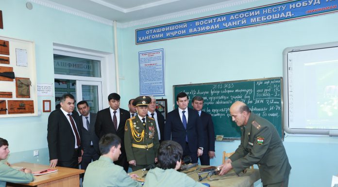 ЧОРАБИНИИ ТАНТАНАВӢ БАХШИДА БА РӮЗИ АРТИШИ МИЛЛӢ