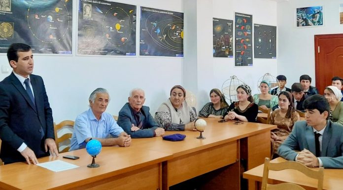 СЕМИНАРИ ИЛМӢ-АМАЛӢ БАХШИДА БА РӮЗИ КАЙҲОННАВАРДОН ДАР МАВЗӮИ “НАҚШИ ИНСОН ДАР РУШДИ КАЙҲОН”