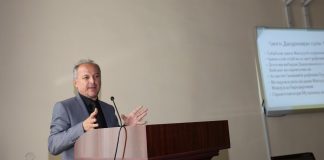 ХОНИШҲОИ СИЁСӢ ДАР БОБИ КИТОБИ «ТОҶИКОН»