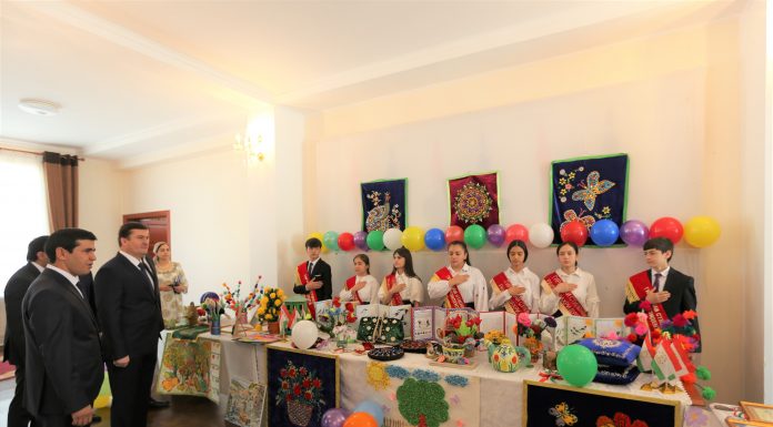 КӮДАКОН ОЯНДАИ МИЛЛАТАНД