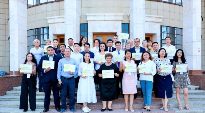 СЕМИНАРИ ИЛМӢ ДАР ДОНИШГОҲИ ДАВЛАТИИ МОСКВА