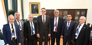 ВОХУРӢ ДАР ДОИРАИ ФОРУМИ БАЙНАЛМИЛАЛӢ