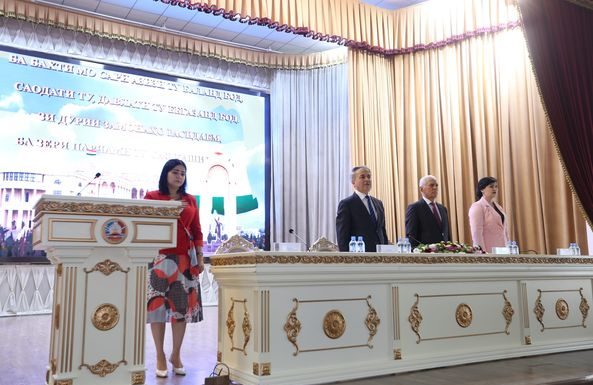 РУШДИ ХИЗМАТИ ДАВЛАТӢ ДАР ДАВРОНИ СОҲИБИСТИҚЛОЛӢ