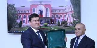 ТАЪСИСИ СИНФХОНАИ ЛИНГОФОНӢ БАҲРИ ОМӮЗИШИ ЗАБОНҲОИ РУСИЮ АНГЛИСӢ