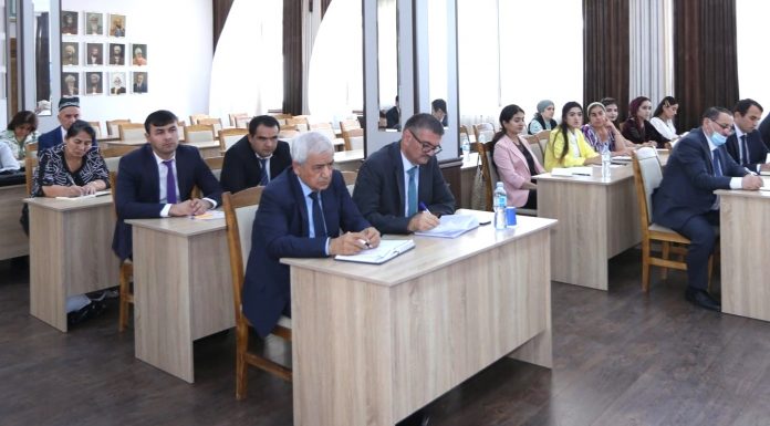 ТАҶДИДИ НАЗАР БА РАВАНДИ ОМӮЗИШИ ЗАБОНҲОИ ХОРИҶӢ