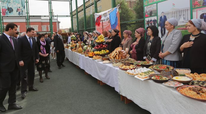 ТАҶЛИЛИ ҶАШНИ КУҲАНБУНЁДИ ТОҶИКОН ДАР ДМТ