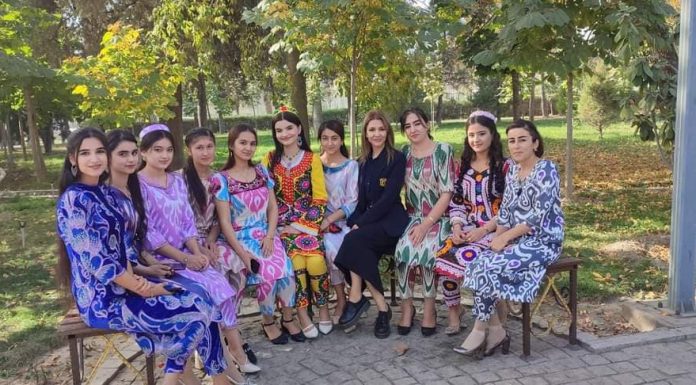 ЛИБОСИ МИЛЛӢ – НИШОНАИ ФАРҲАНГИ МИЛЛИИ ТОҶИКОН