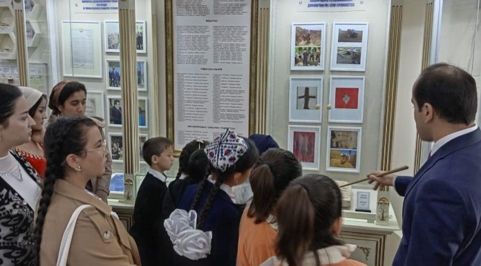 БОЗДИДИ ИШТИРОКЧИЁНИ ОЗМУНИ ҶУМҲУРИЯВИИ “ФУРӮҒИ СУБҲИ ДОНОӢ КИТОБ АСТ” АЗ ОСОРХОНАИ ПЕШВОИ МИЛЛАТ