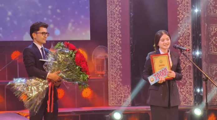 АЗ ШОҲҶОИЗА ТО 11 ҶОЙИ ИФТИХОРӢ ДАР ОЗМУНИ “ФУРӮҒИ СУБҲИ ДОНОӢ КИТОБ АСТ”