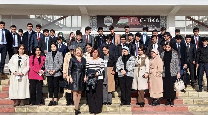 ВСТРЕЧА СТУДЕНТОВ ТНУ С ПРЕДСТАВИТЕЛЕМ ООО”НАЗАРИ ДОНИШ”