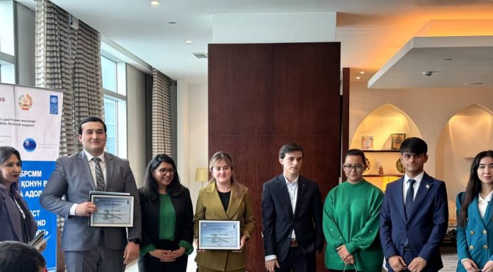 ҒОЛИБИЯТИ НАВБАТИИ ДАСТАИ ОЛИМПИИ ДОНИШГОҲ ДАР АРАФАИ РӮЗИ ҲУҚУҚИ ИНСОН